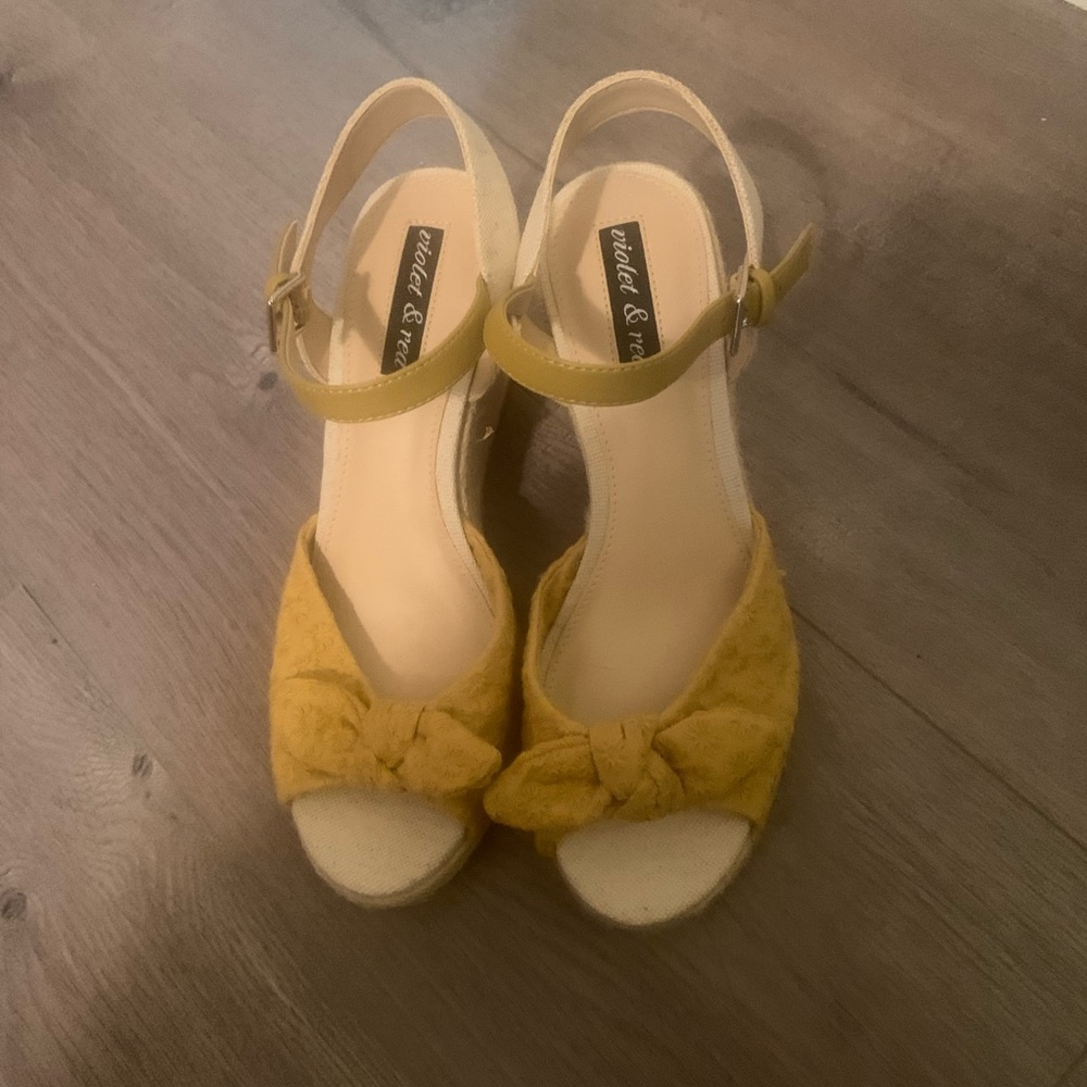 shoes in great shape.